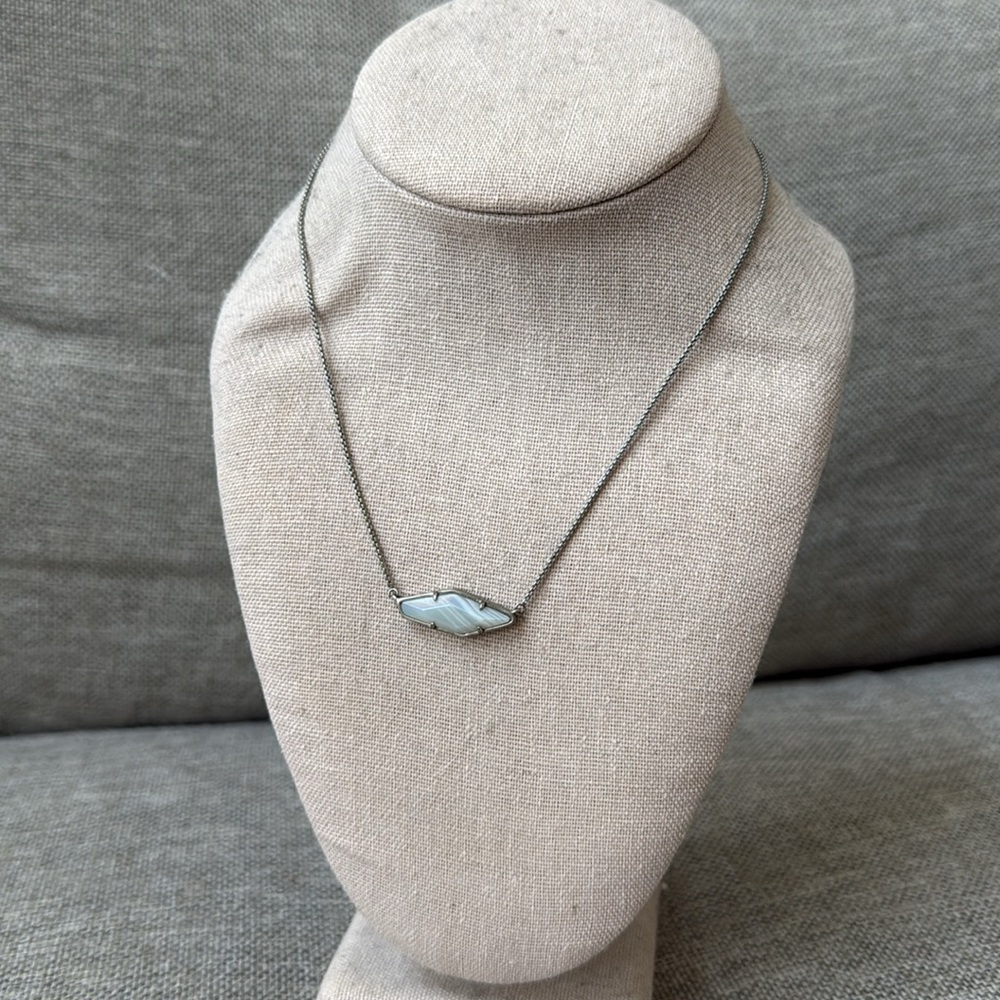 Kendra Scott Beth Pendant Necklace